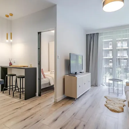 Apartament Ceglana Chic With Garden By Bookinghost *