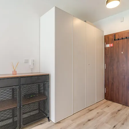 Apartament Ceglana Chic With Garden By Bookinghost Katowice