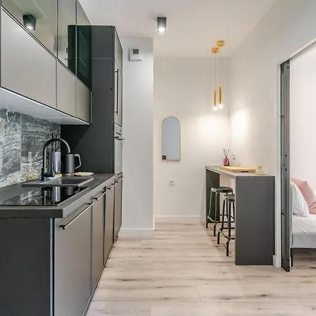 Ceglana Chic With Garden By Bookinghost Apartament *